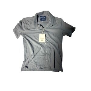 Free Planet Short Sleeve Button Up Shirt Men Dark Vapor Size M
